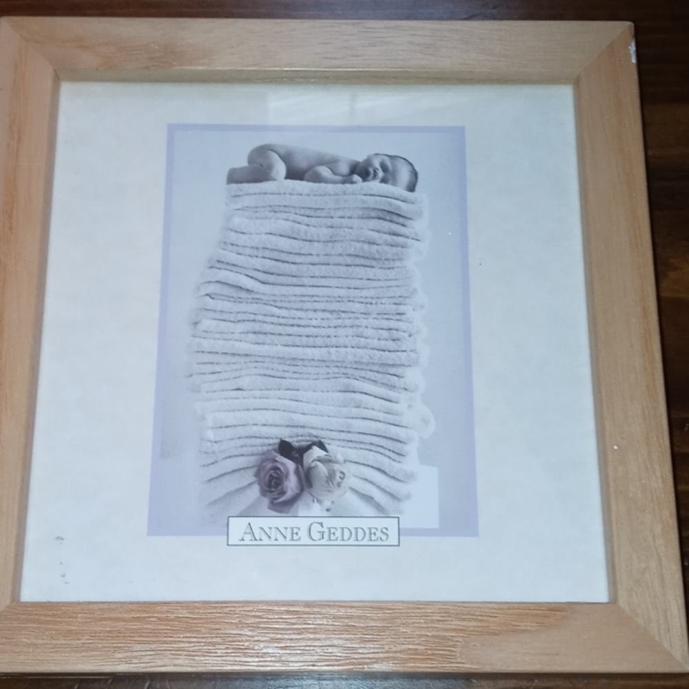 Anne Geddes Baby on Nappies 7 x 7"